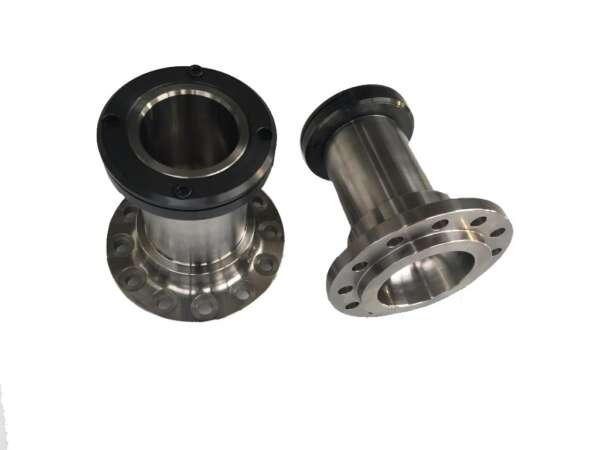 Front TT 2.5 Race Hubs 3